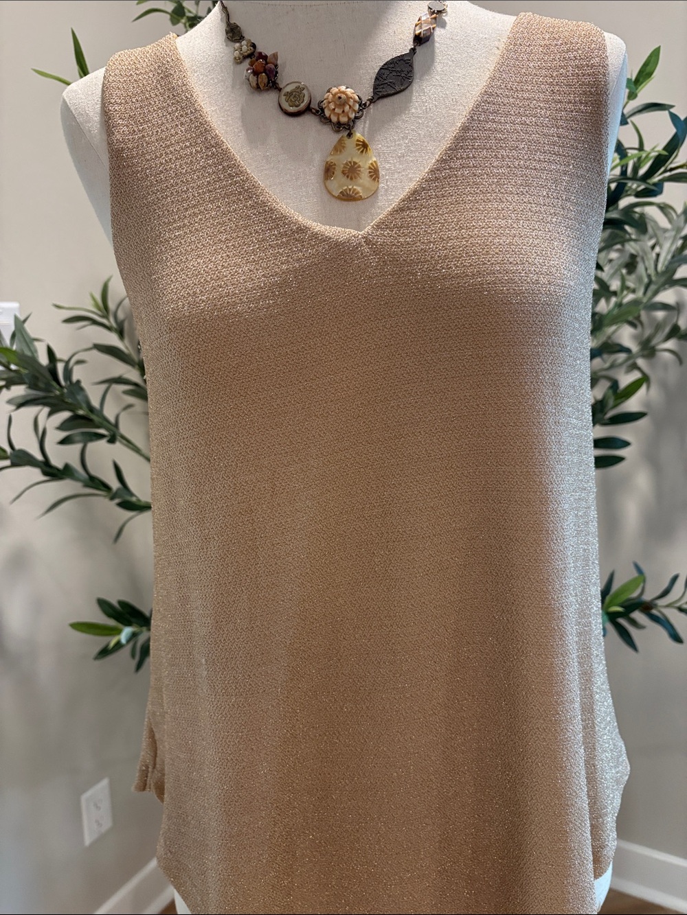 Z-Supply Sleeveless V-Neck Knit Tank Top Gold size XS NWT